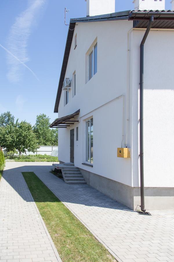 Guest House Аirport Brest Exterior foto
