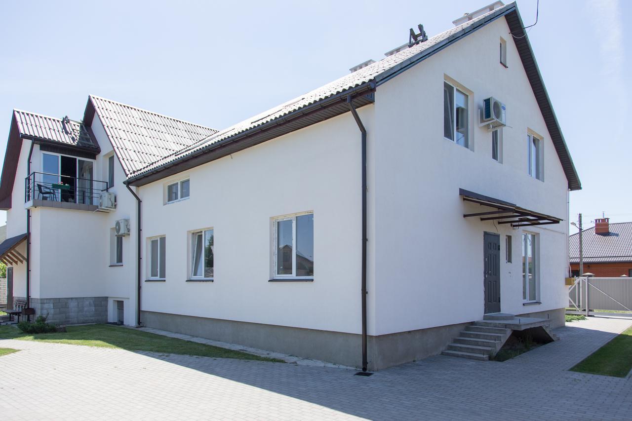 Guest House Аirport Brest Exterior foto